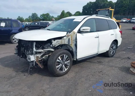 2017 Nissan Pathfinder Sv z USA, uszkodzony, nr VIN 5N1DR2MM6HC623919